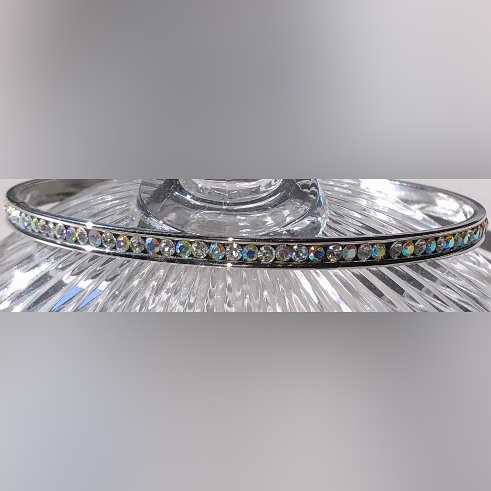 Silver Tone Bangle Bracelet